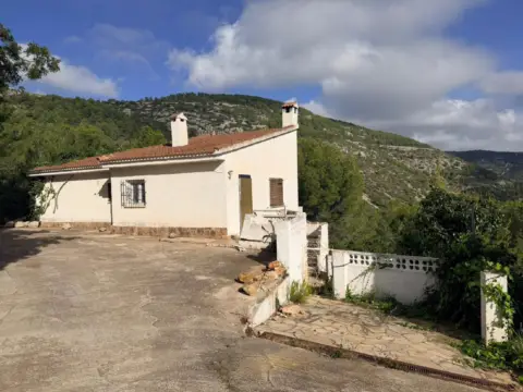 Chalet en Carrer de la Isla Méndez Nuñez, 2